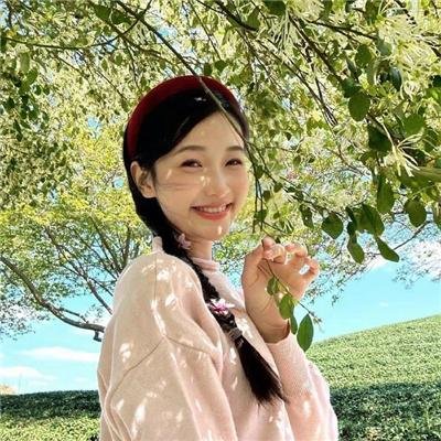 四人新世界 海报
